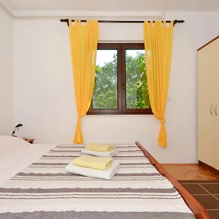 Apartments By The Sea Slatine, Ciovo - 12176 Room photo