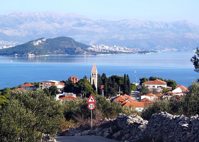 Apartments By The Sea Slatine, Ciovo - 12176
