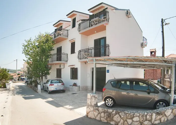 Apartments By The Sea Slatine, Ciovo - 12176