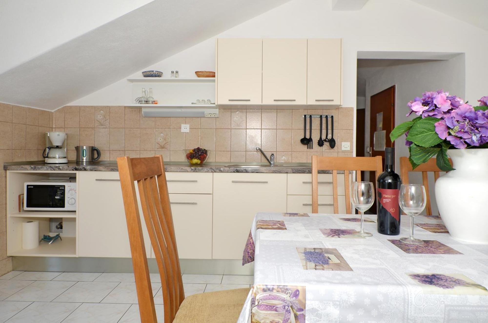 Apartment By The Sea Slatine, Ciovo - 12176